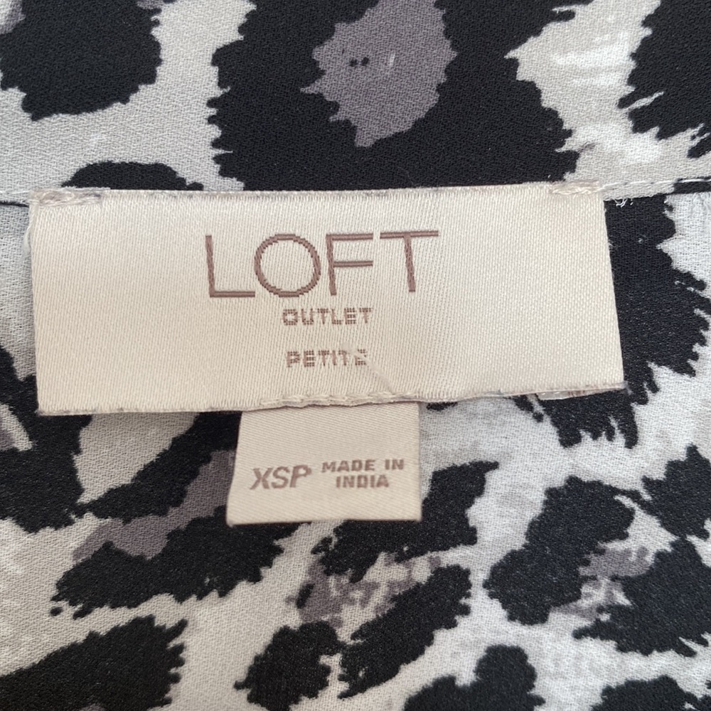 Loft Blouse - Picture 3 of 3
